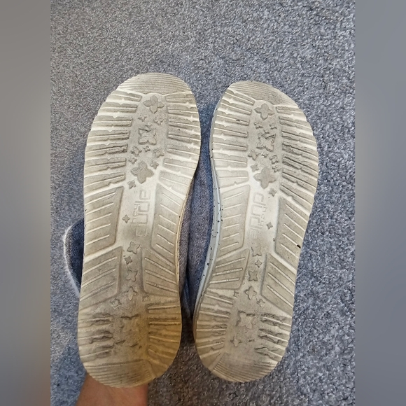 Hey Dude Britt Charcoal Women's Size 6 - Picture 2 of 9